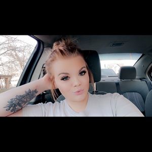 Meet your Posher, Bailey